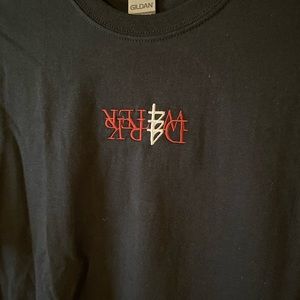 Darkwater Upside down embroidered logo tee